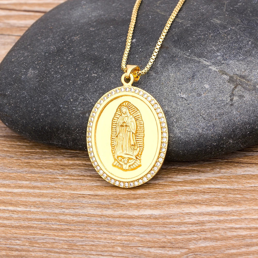 💥 EDICIÓN LIMITADA❗️  | Virgen María Collar Arcoíris